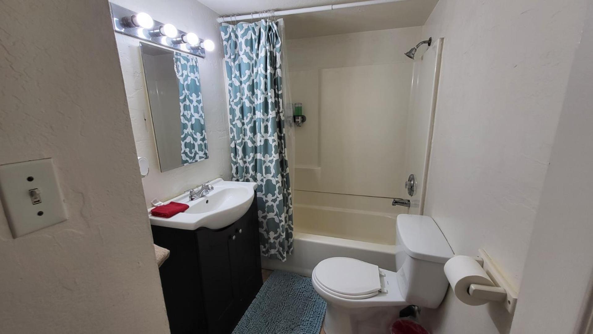 Apartemen U3 - Comfortable 1 Bedroom & 1 Ba In Dt Phx With Pkg